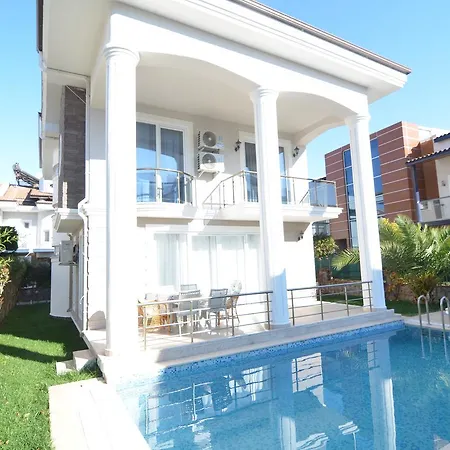 New Age Breeze Luxury Vilă Fethiye