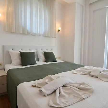 New Age Breeze Luxury Vilă *